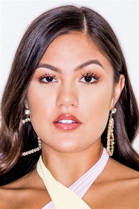 Ethnicity. Asian. Kendra Spade was born on 11 May 1998 in New Orleans, Louisiana, United States. She belongs to the Christian religion and Her Zodiac Sign Taurus. Kendra Spade Height 5 ft 4 in (162 cm) and Weight 60 Kg (132 lbs). Her Body Measurements are 35-25-35 Inches, Kendra Spade waist size 25 inches, and hip size 35 inches. 